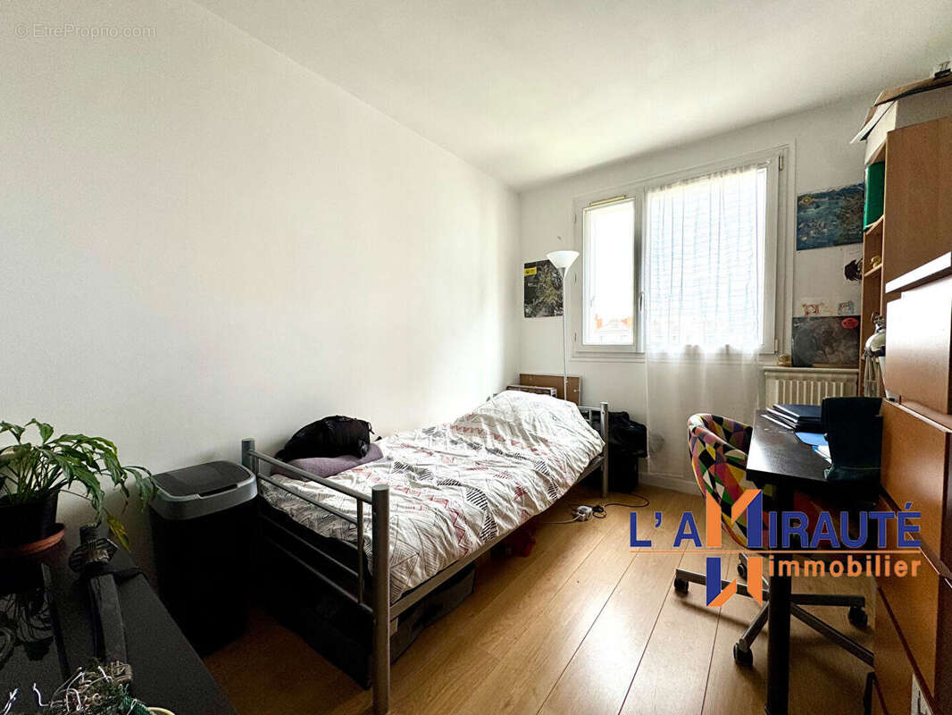 Appartement à HOUILLES