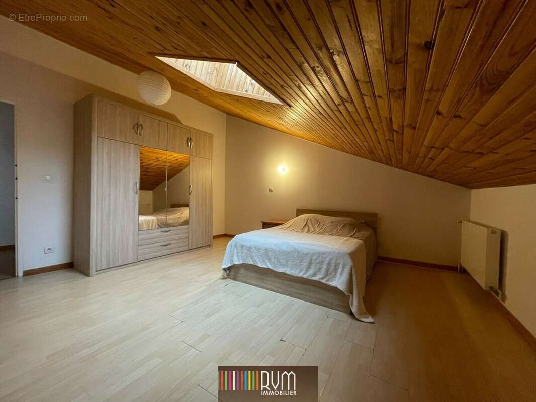 Maison à HAUTECOURT-ROMANECHE