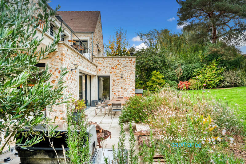 Maison à CHEVREUSE