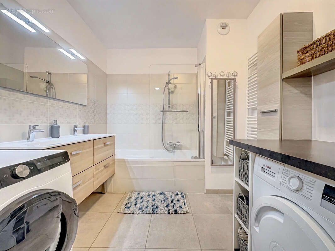 Appartement à ANTHY-SUR-LEMAN