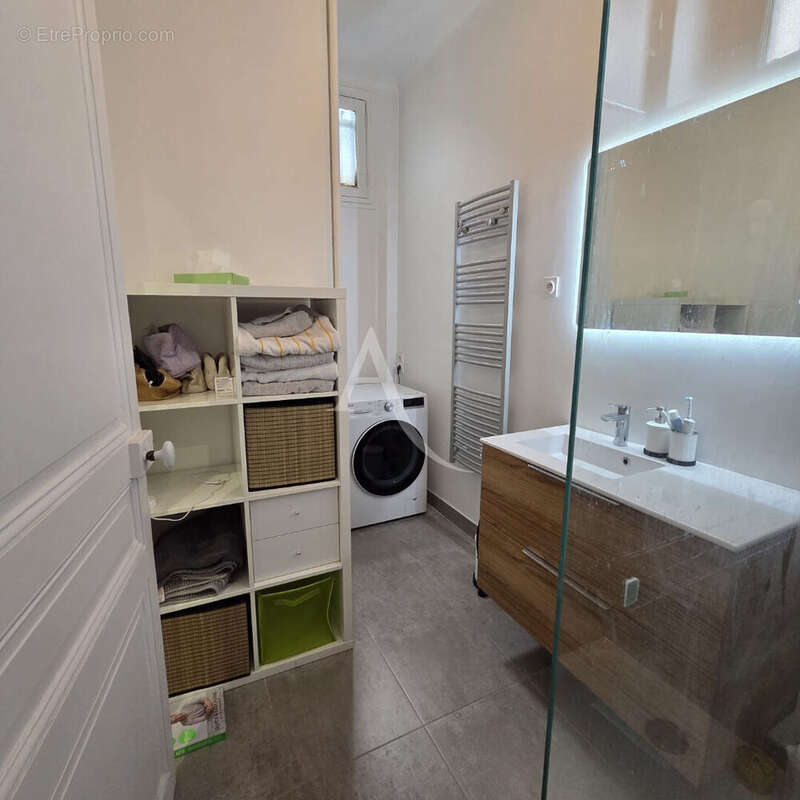 Appartement à ASNIERES-SUR-SEINE