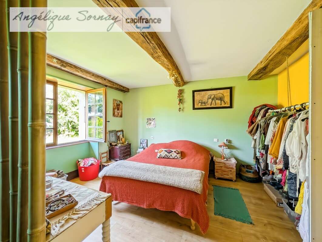 longère avec dépendances sur 3 115 m² – Francheville 39230 - photo 14