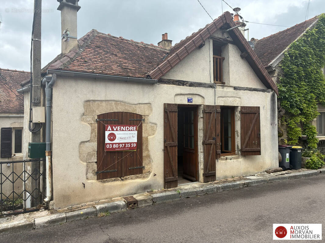 Maison à MONTBARD
