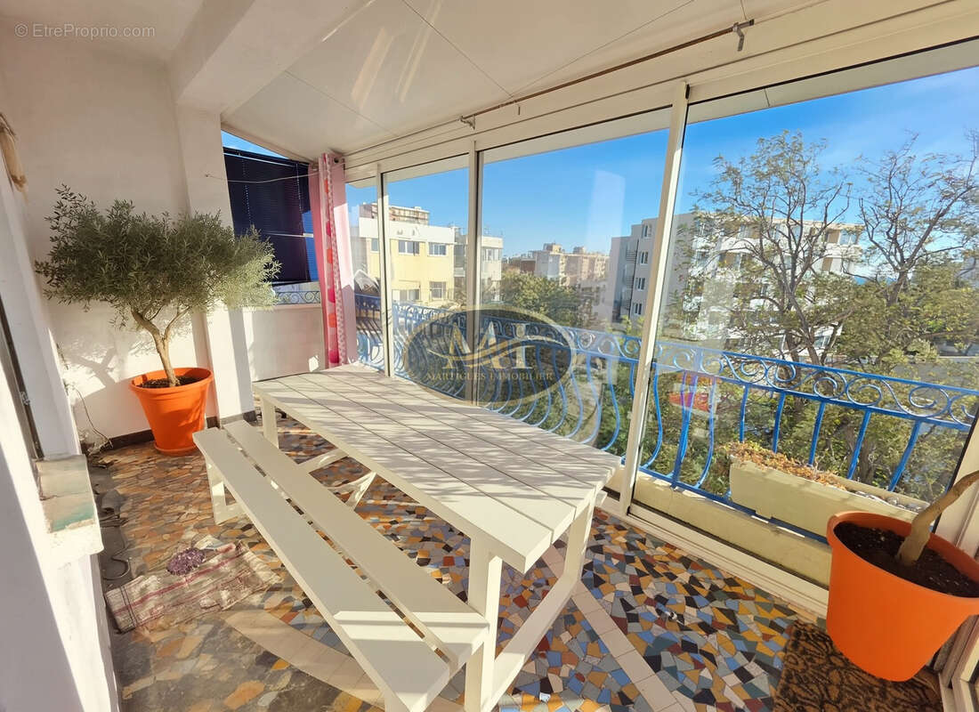 Appartement à PORT-DE-BOUC
