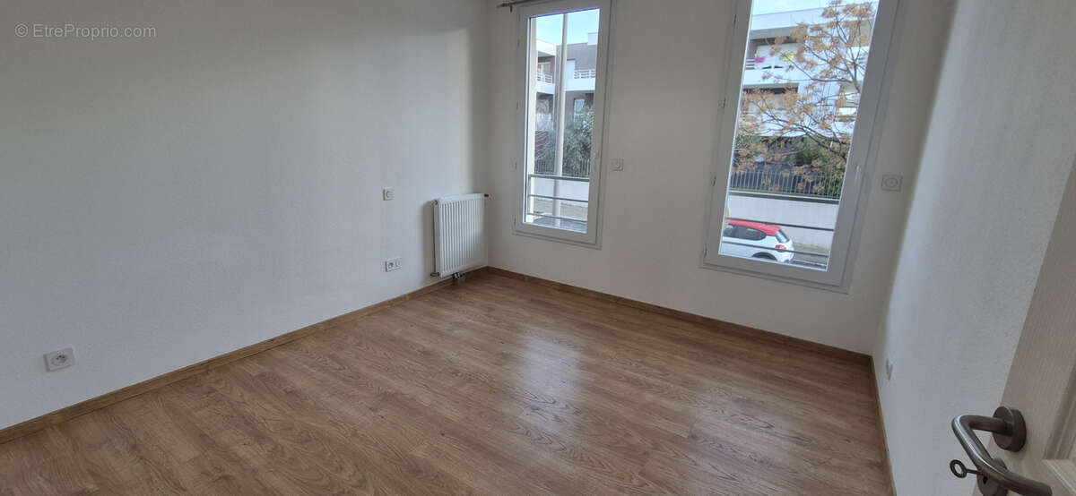 Appartement à JUVIGNAC
