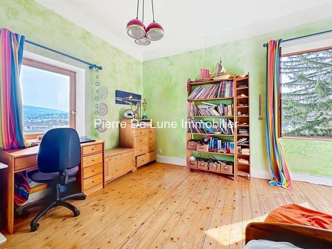 Maison à CHAZAY-D'AZERGUES