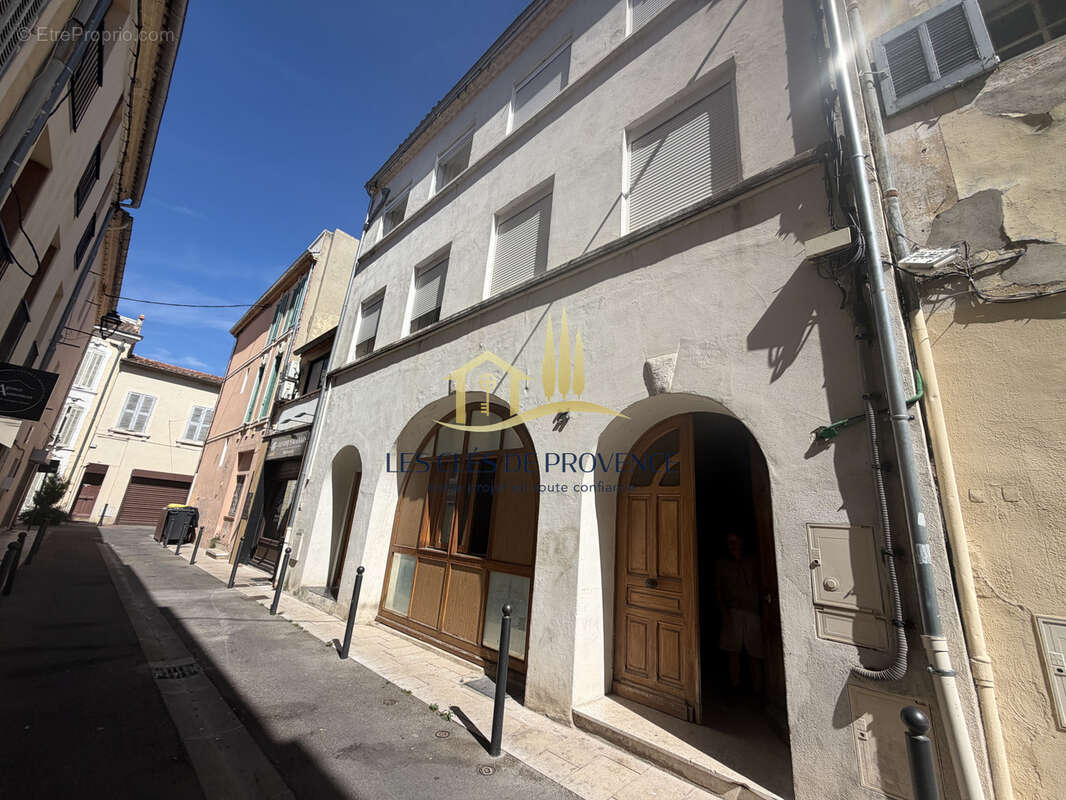 Appartement à SALON-DE-PROVENCE