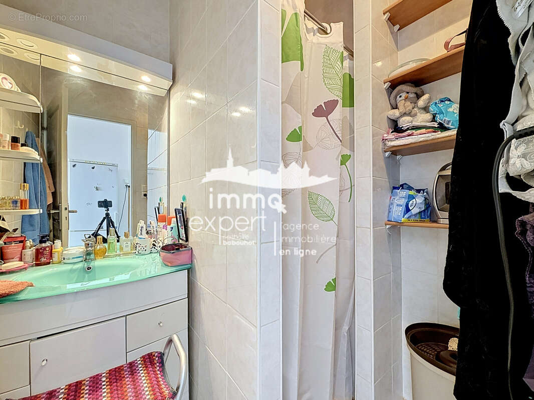 Appartement à MIRECOURT