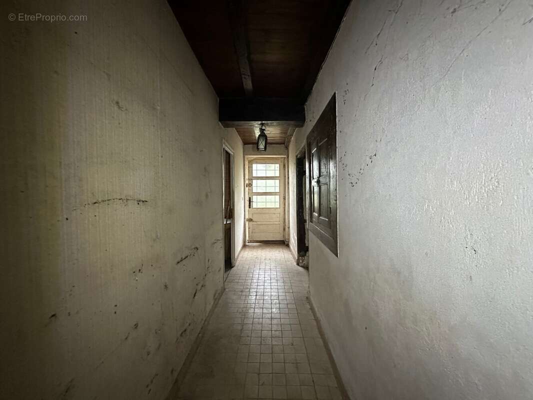 Maison à FOISSIAT