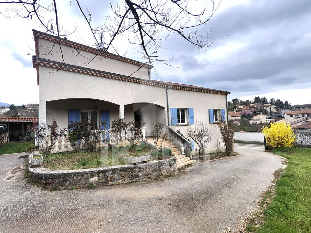 Maison à VILLEVOCANCE