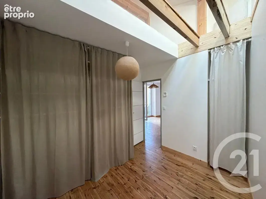 Maison 152 m² à Roiffieux  - photo 11