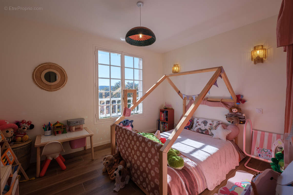 Maison à VILLENEUVE-LOUBET