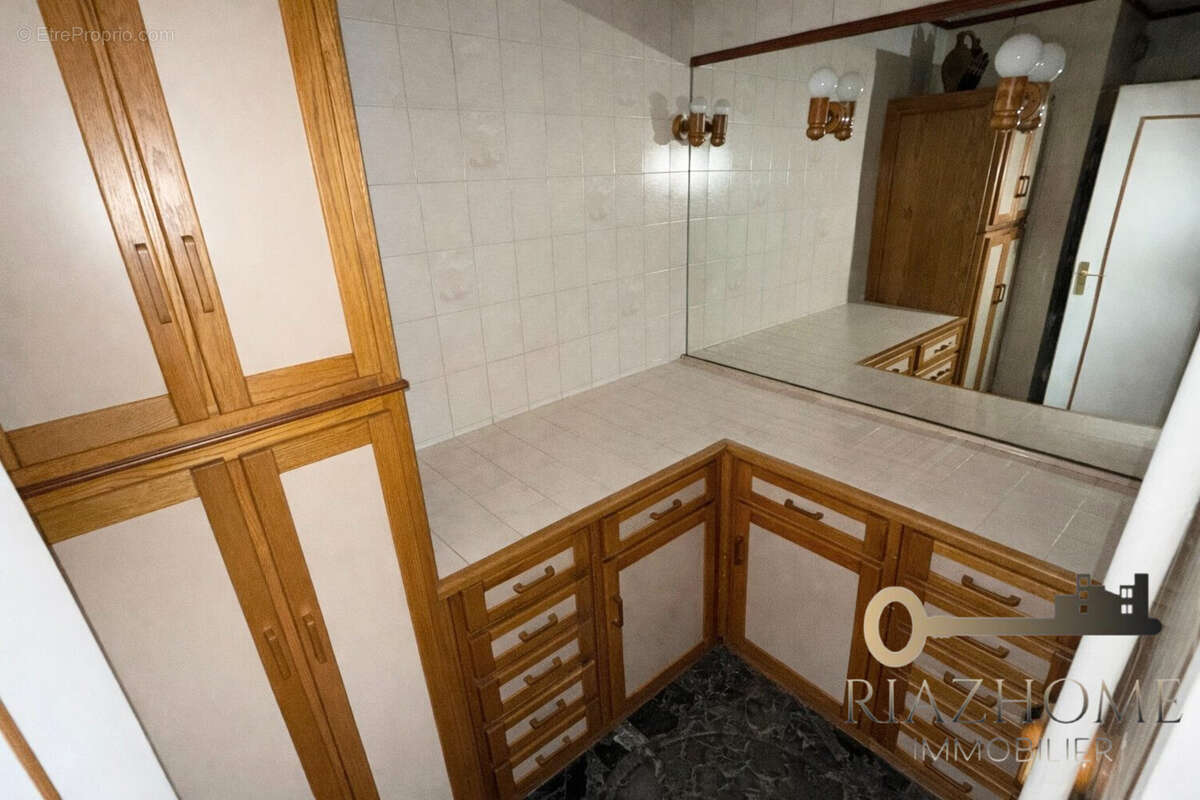 Appartement à LE BOURGET
