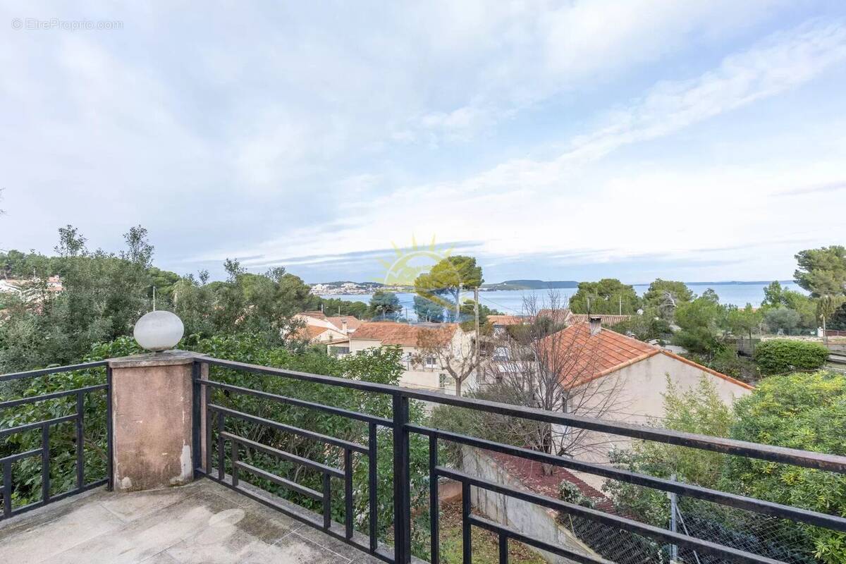 Appartement à MARTIGUES