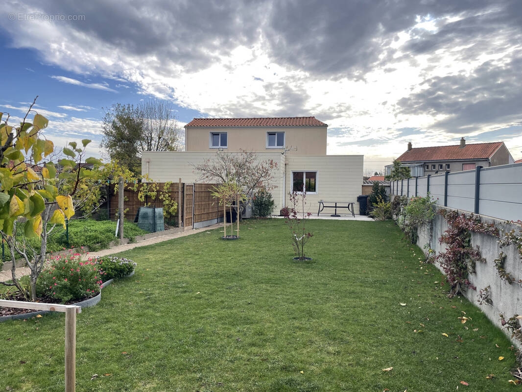 Maison à LE FUILET