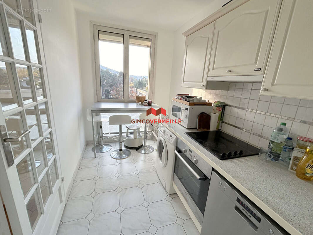 Appartement à BOUGIVAL