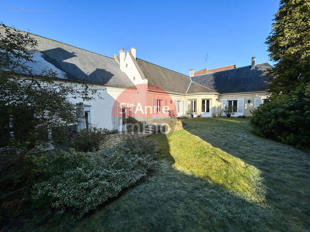 Photo 1 - Maison à ROYE