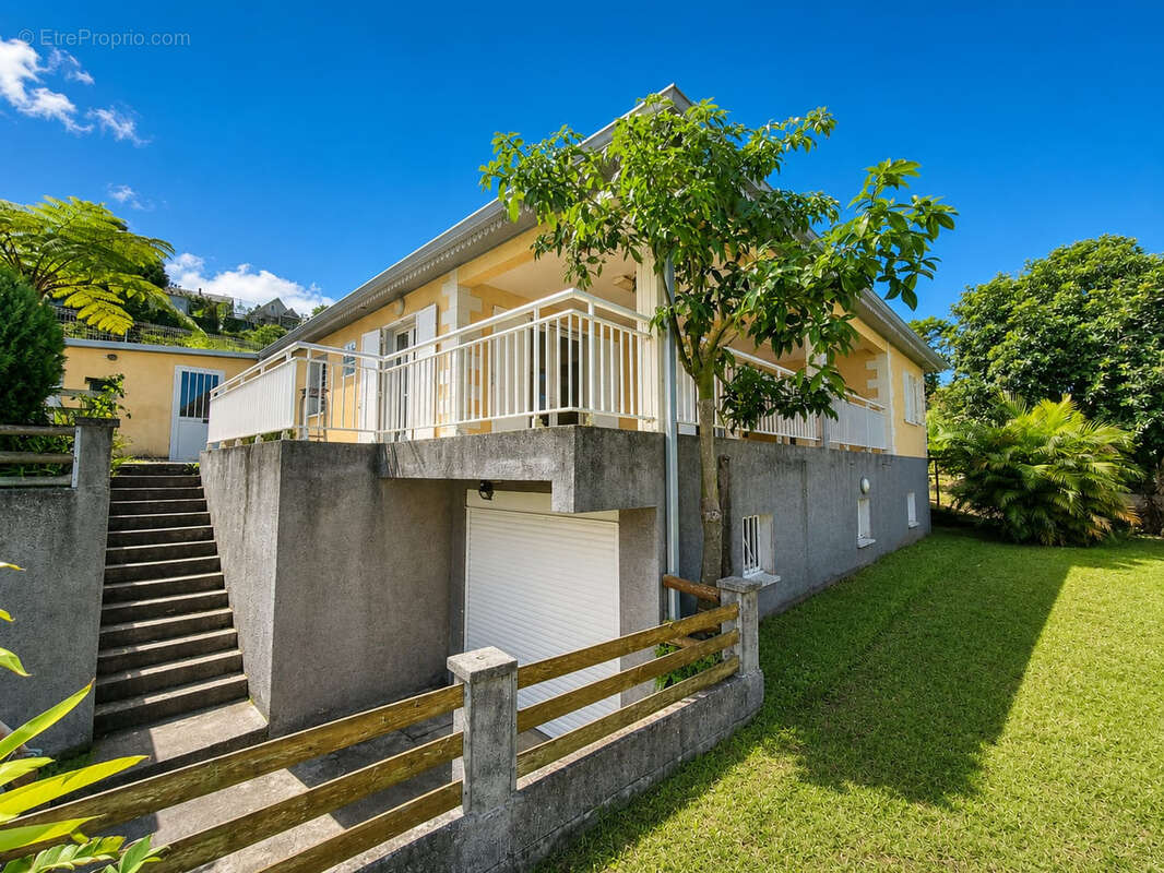 Villa f7 sur 1000 m2 saint-leu - photo 2