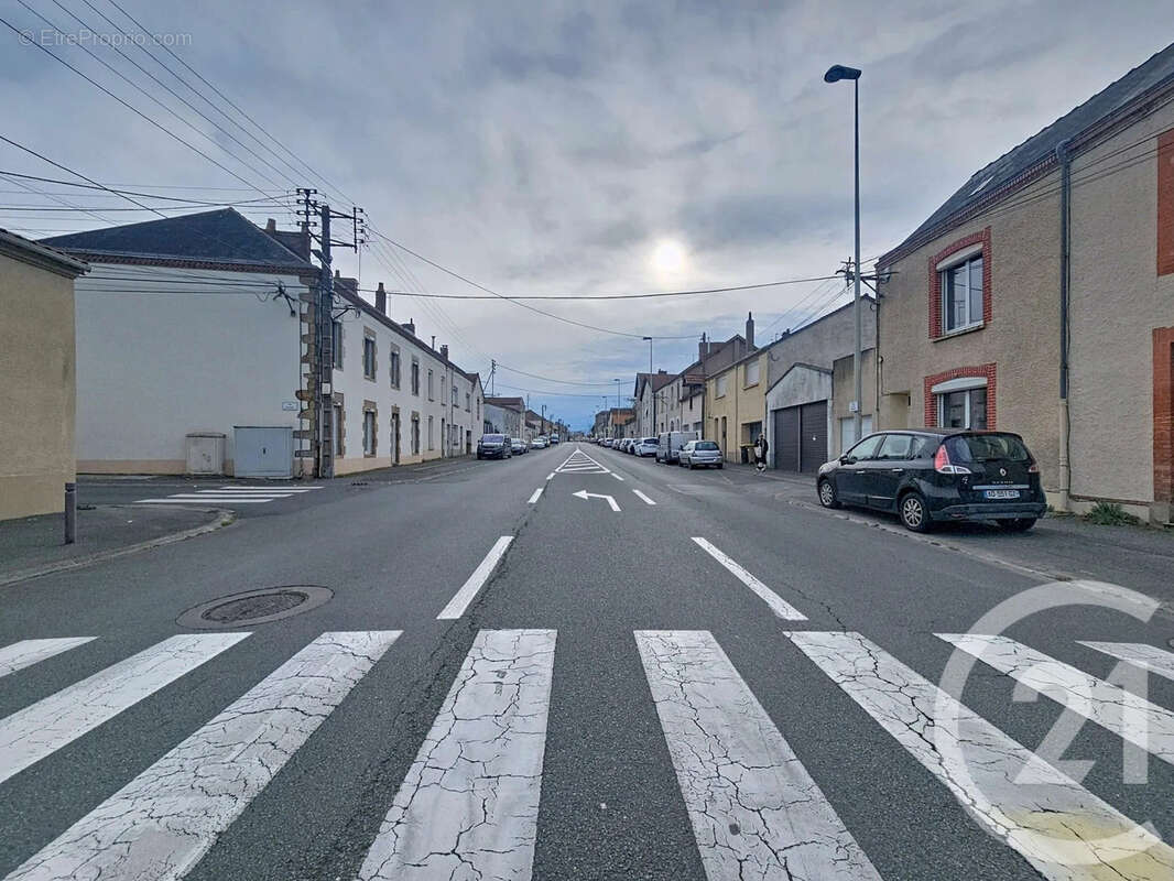 Autre à CHOLET