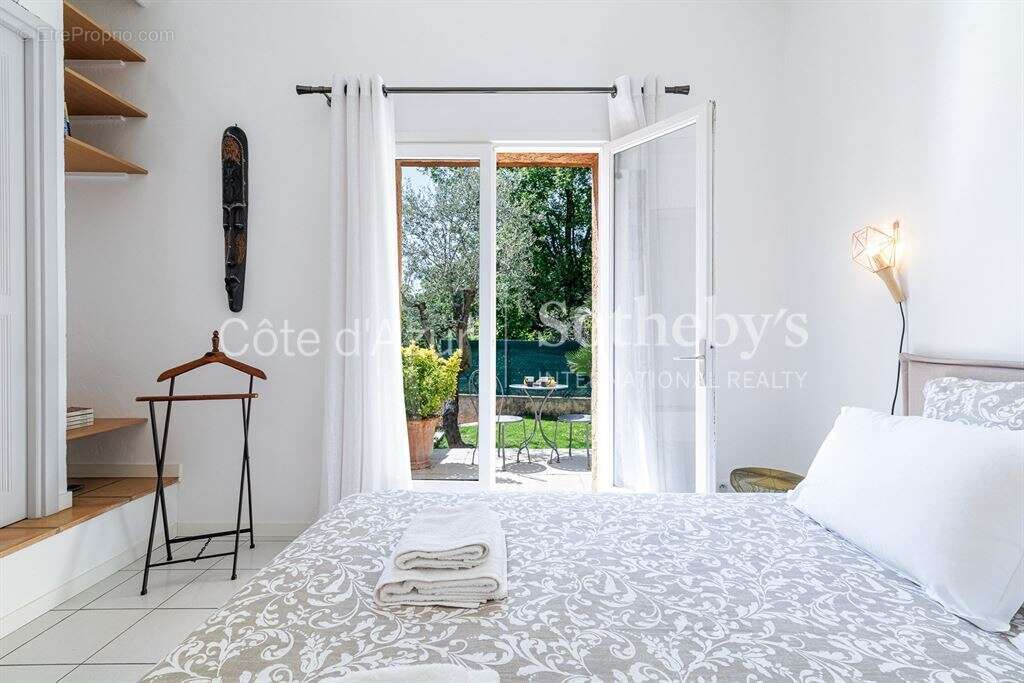 Gattières villa provençale avec vue panoramique, piscine et oliveraie proche Nice - photo 12