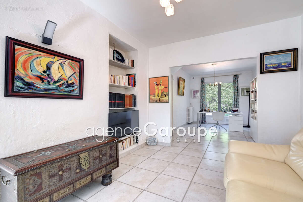 Maison 224 m² à Antibes  - photo 6