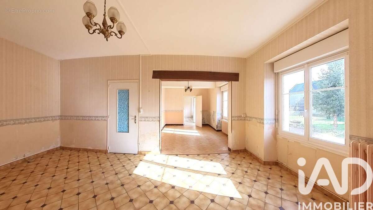 Photo 4 - Maison à RESTIGNE