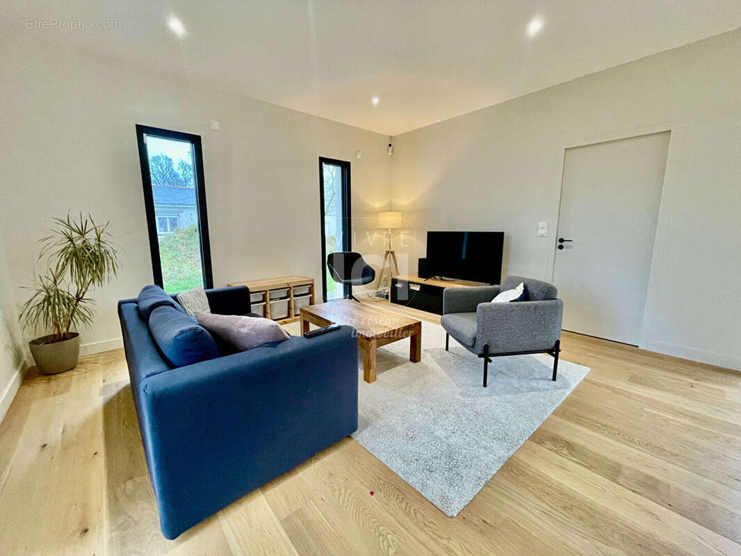 Maison à TREILLIERES