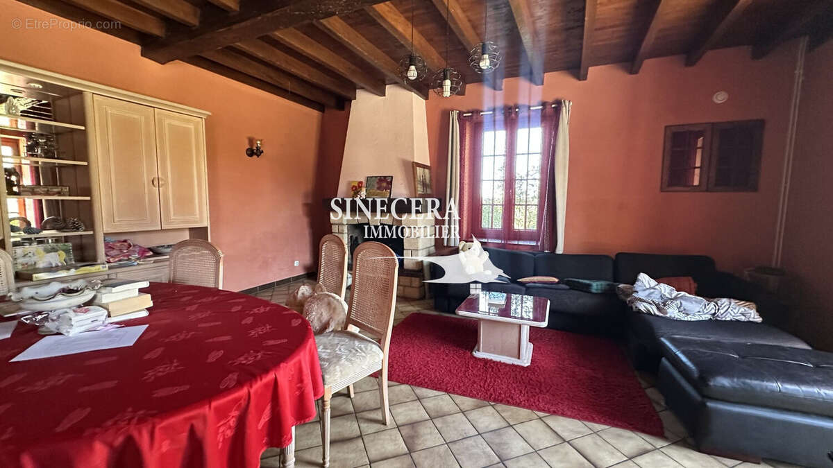 Maison à SAINT-ANDRE-DE-DOUBLE