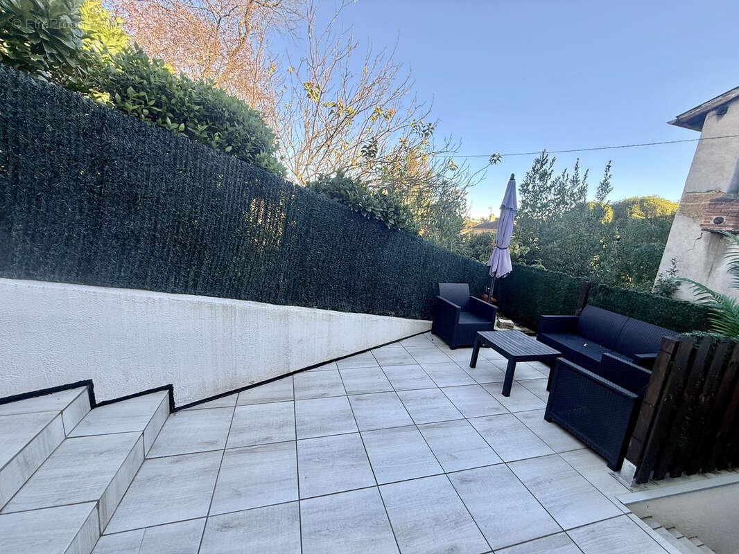 Appartement à OULLINS