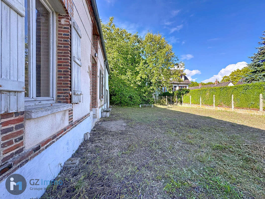 Photo 2 - Maison à SALON