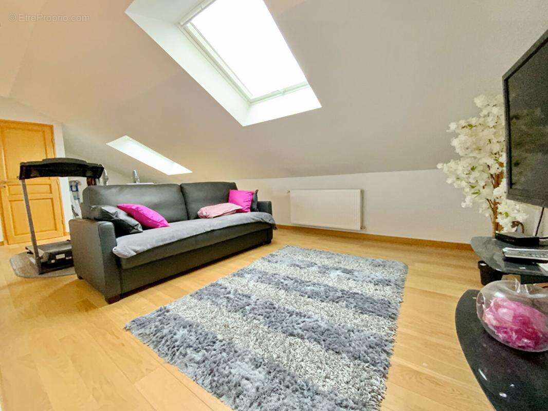 Maison à ASNIERES-SUR-SEINE