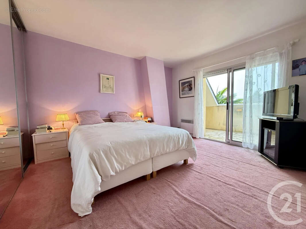 Maison à VULAINES-SUR-SEINE