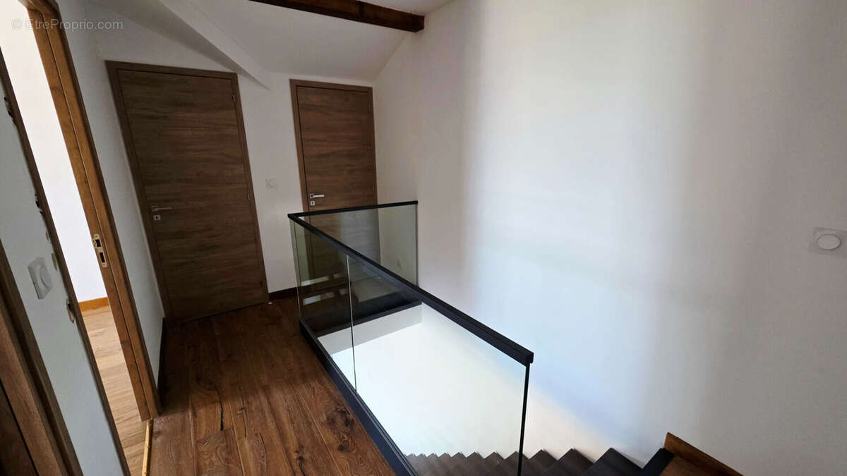 Maison à SAINT-JORIOZ