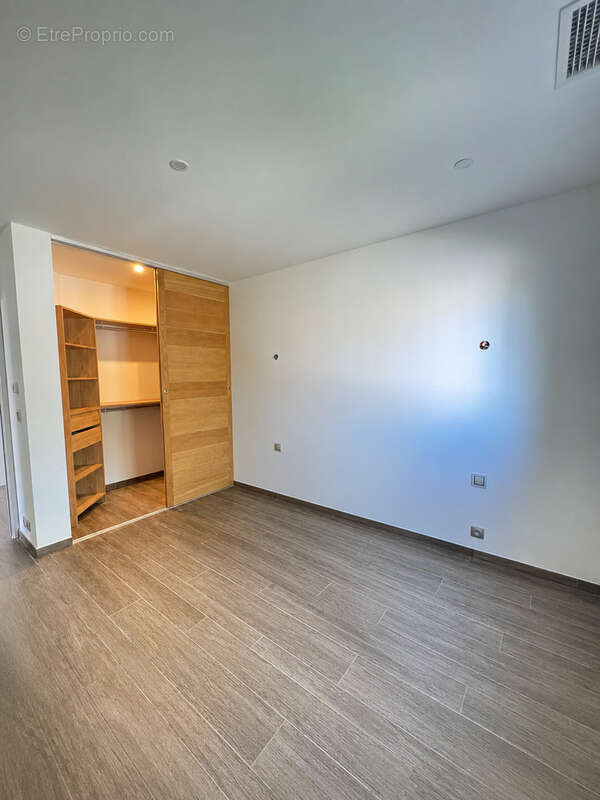 Villa plain-pied 3 faces avec garage - photo 9