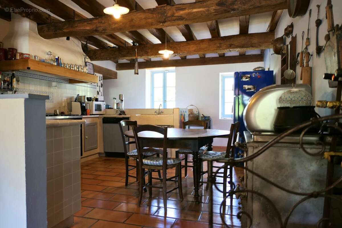 Maison à SAINT-JULIA