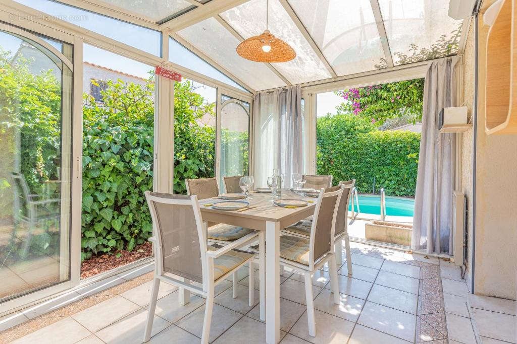 Maison à SIX-FOURS-LES-PLAGES