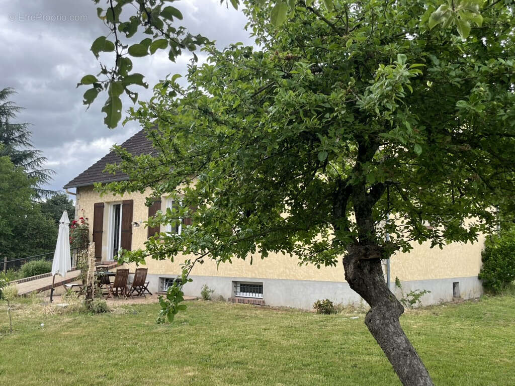 Maison à AUBIGNY-SUR-NERE