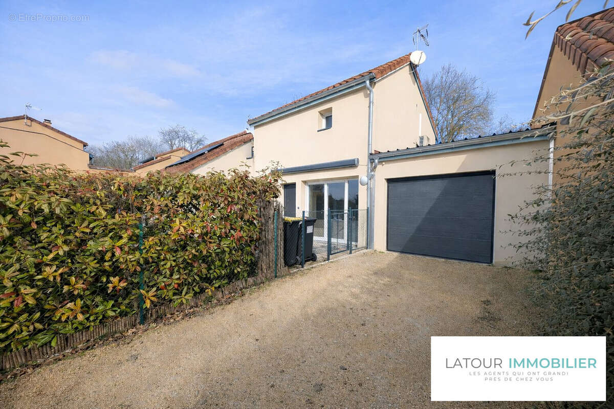 Maison à BOURGOIN-JALLIEU