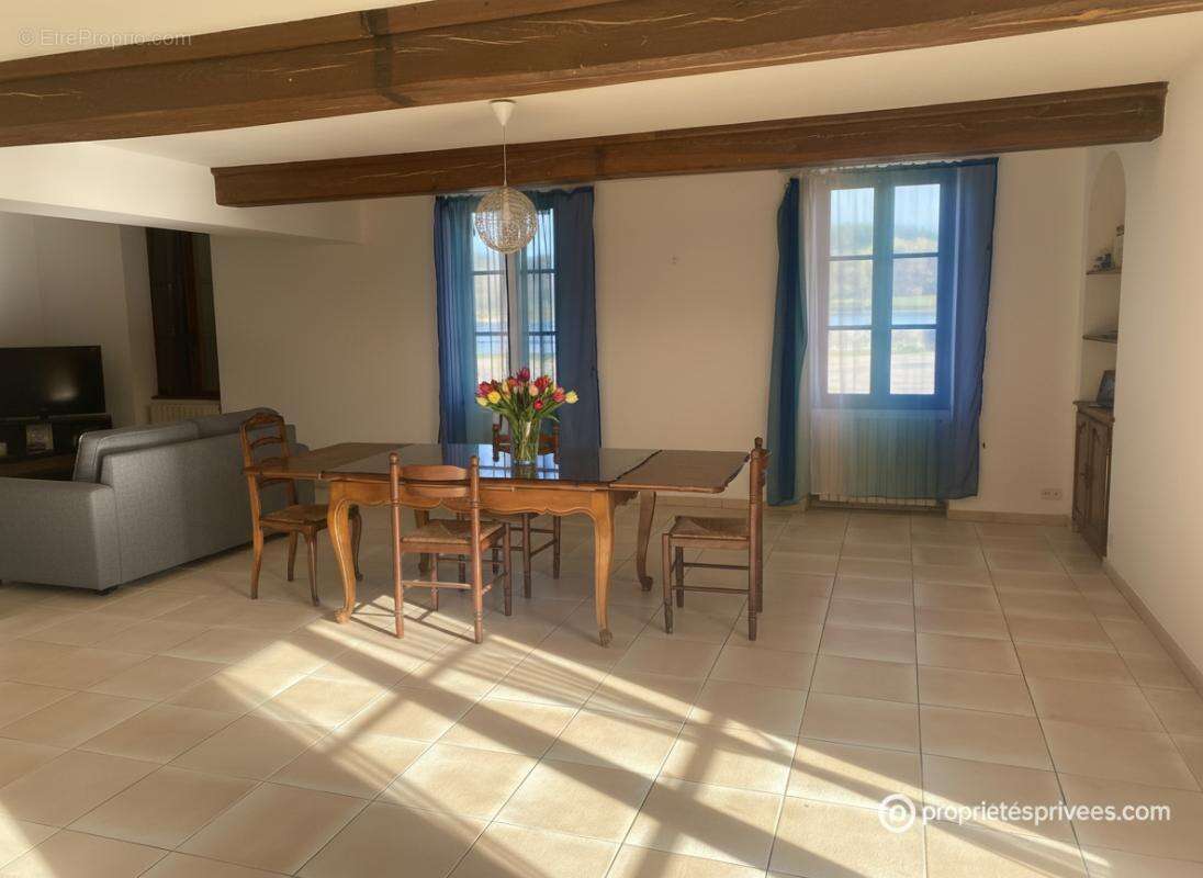 Maison à LORMES