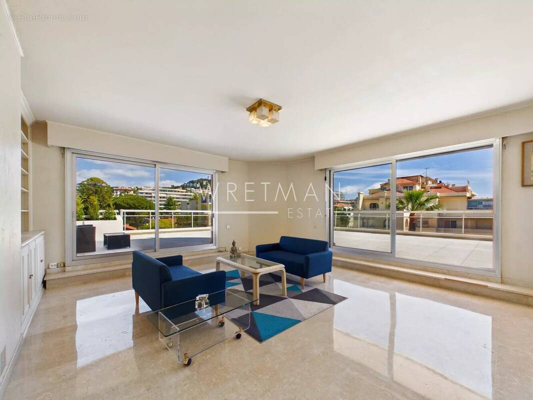 Appartement à CANNES