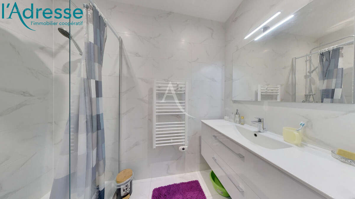 Maison à CHAMPS-SUR-MARNE