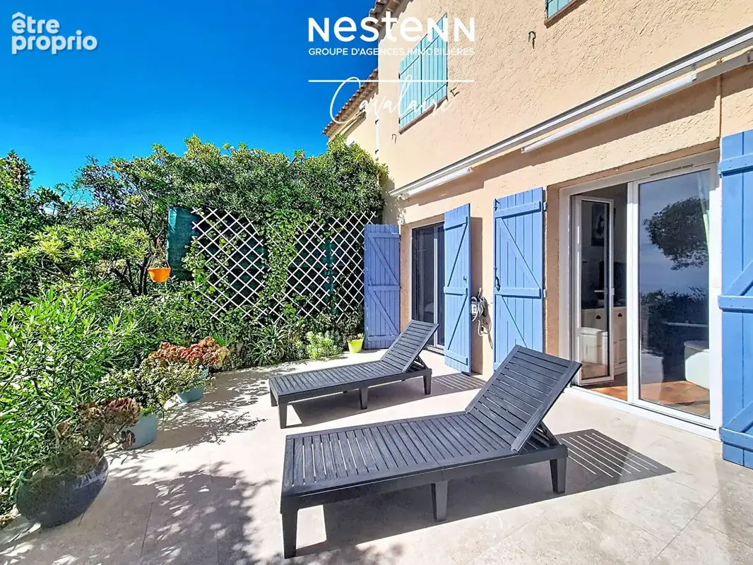 VUE MER - Appartement 2 pièces avec terrasse et garage - bon état - environnement calme et arboré - photo 2