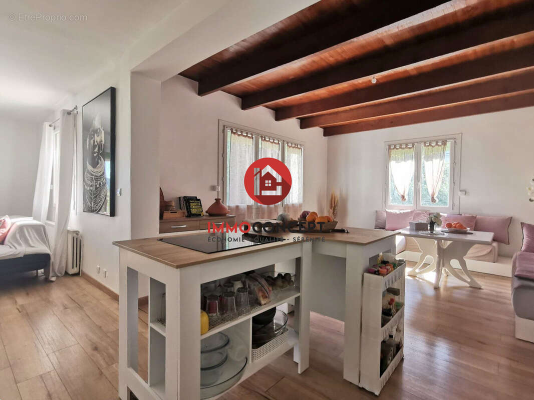 Maison à CONNAUX