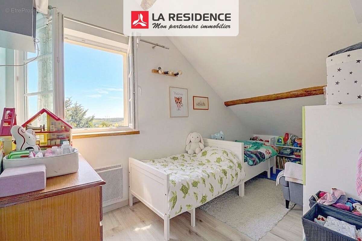 Maison à VILLIERS-SAINT-FREDERIC