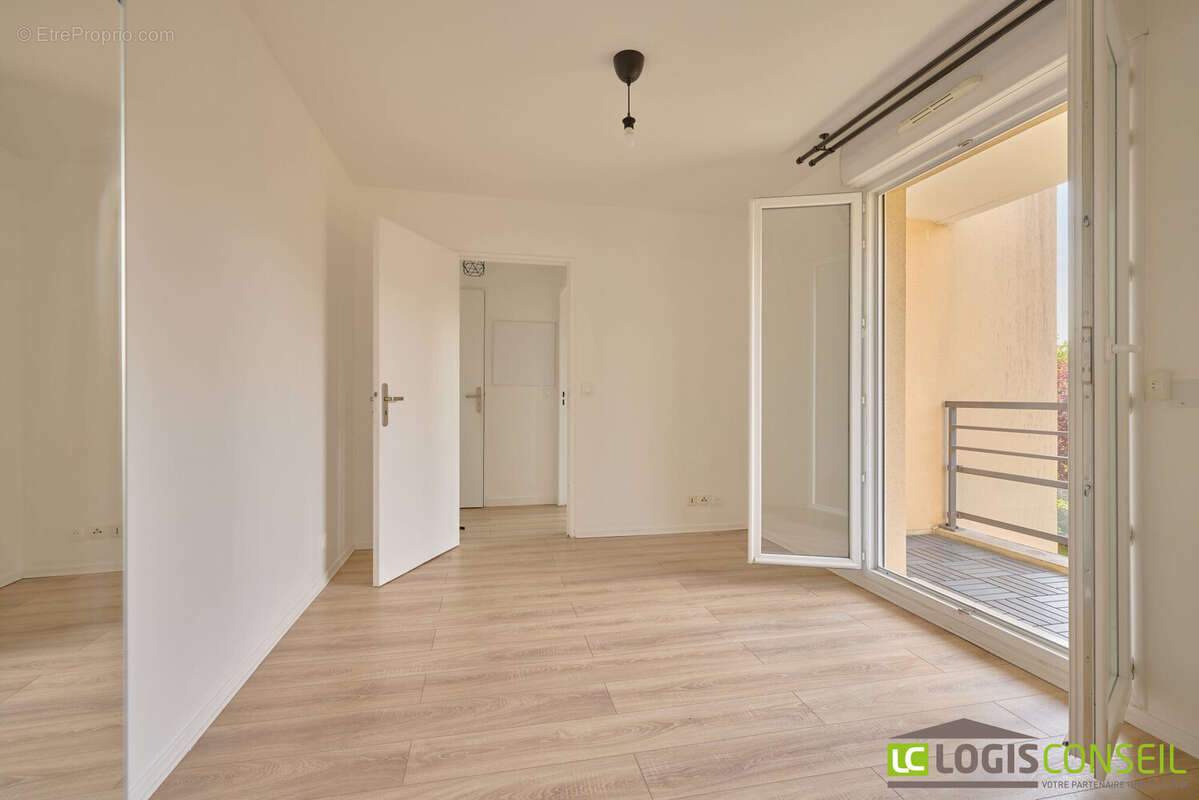 Appartement à CHATILLON