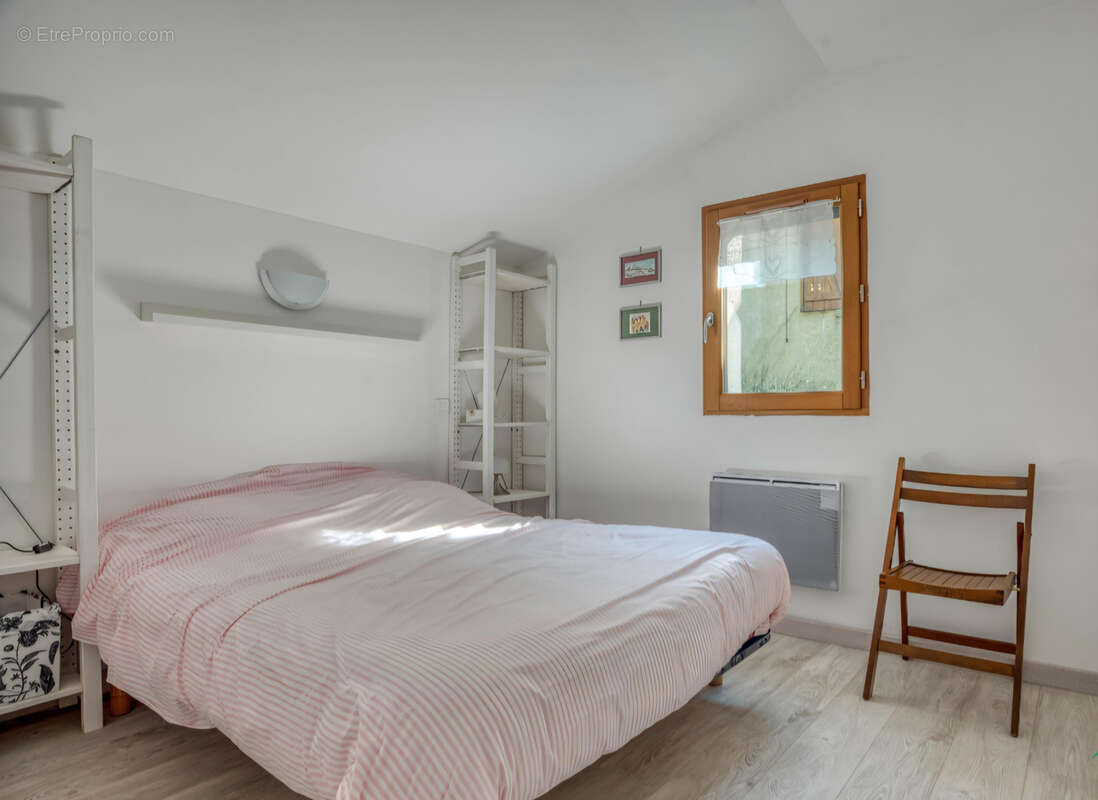 Maison à LACAPELLE-BIRON