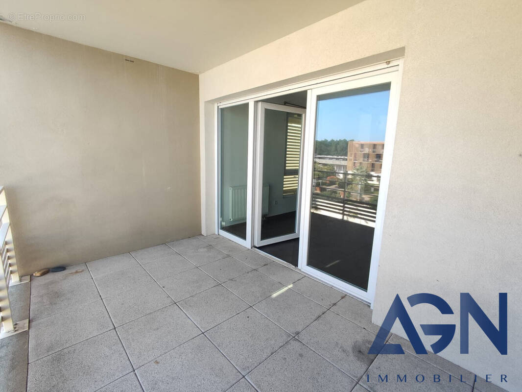 Appartement à JUVIGNAC