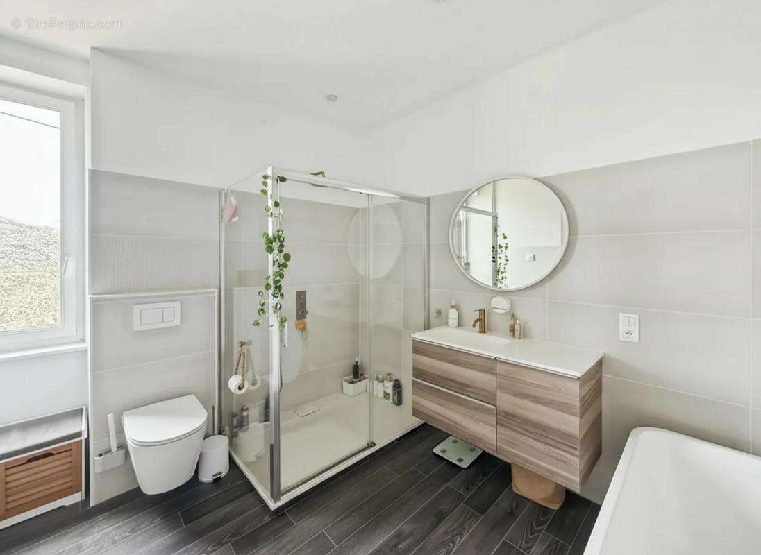 Maison de Maître 5 pièces 134 m² à Tronget avec Pré et Étables - photo 10
