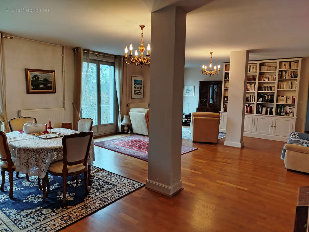 Appartement à VICHY