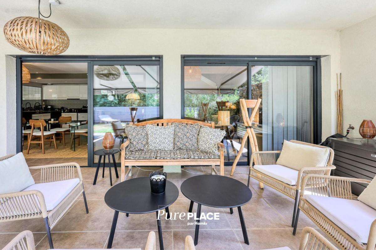 Appartement à RAYOL-CANADEL-SUR-MER